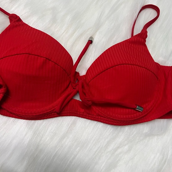 Sexy red bralette top - Picture 3 of 5